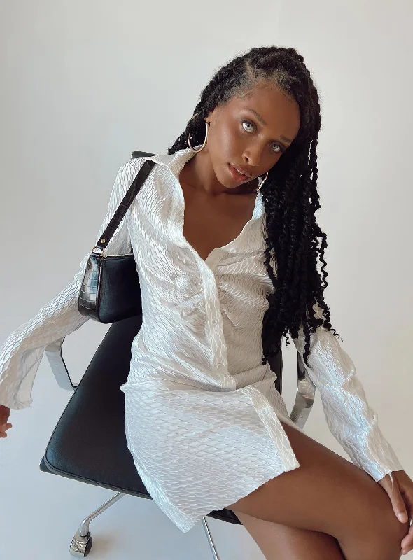 Annemarie Mini Dress White Stylish Summer Mini Dress