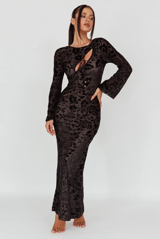 Novalie Long Sleeve Velvet Print Midi Dress Black