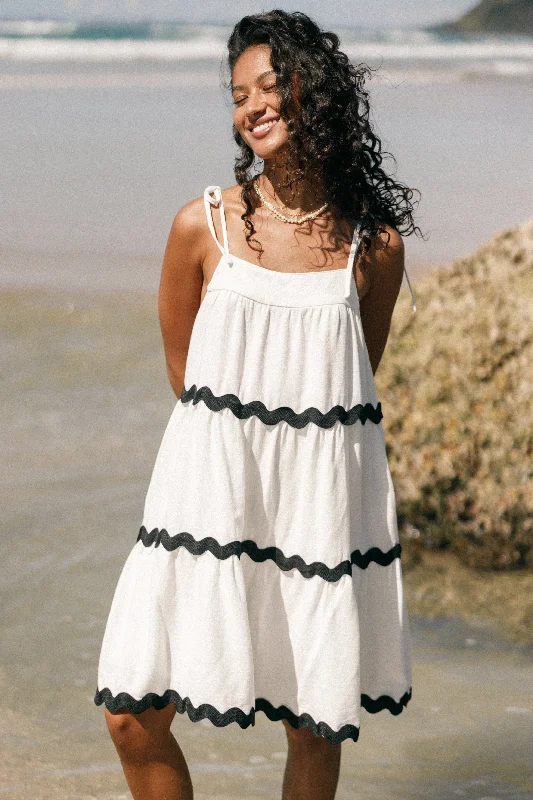 Uma Mini Dress - White Black Fashionable Boho-Chic Mini Dress