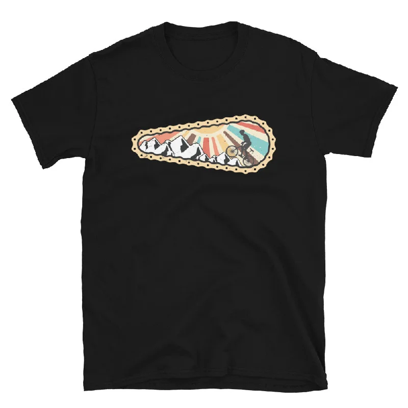 Fahrradkette, Radfahrer Und Berge - T-Shirt (Unisex)