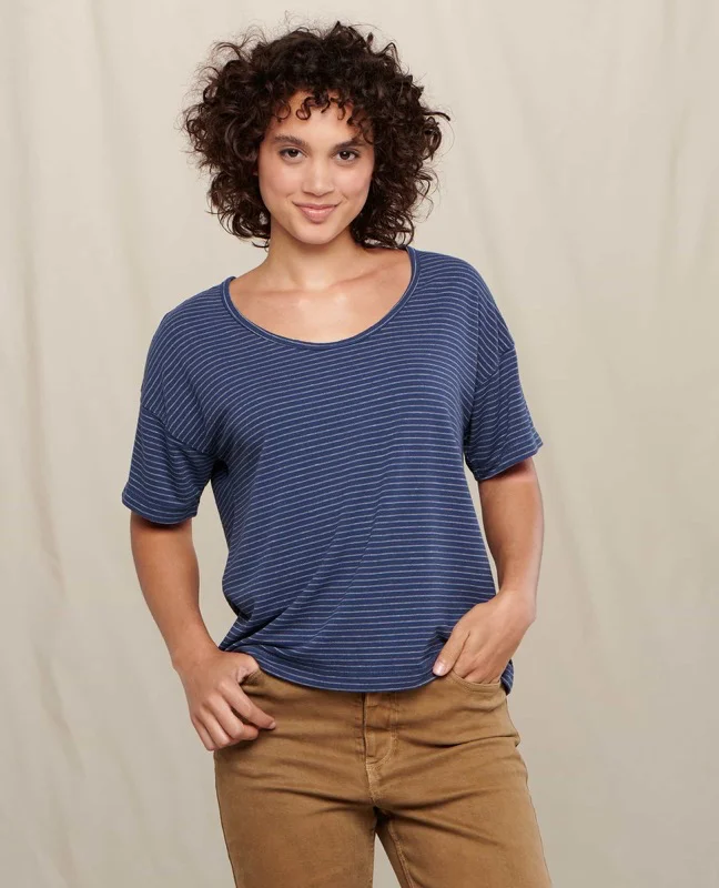 TNC-T1002302 W'S PIRU S/S EASY TEE Mesh Blend Leather Blend Suede Blend