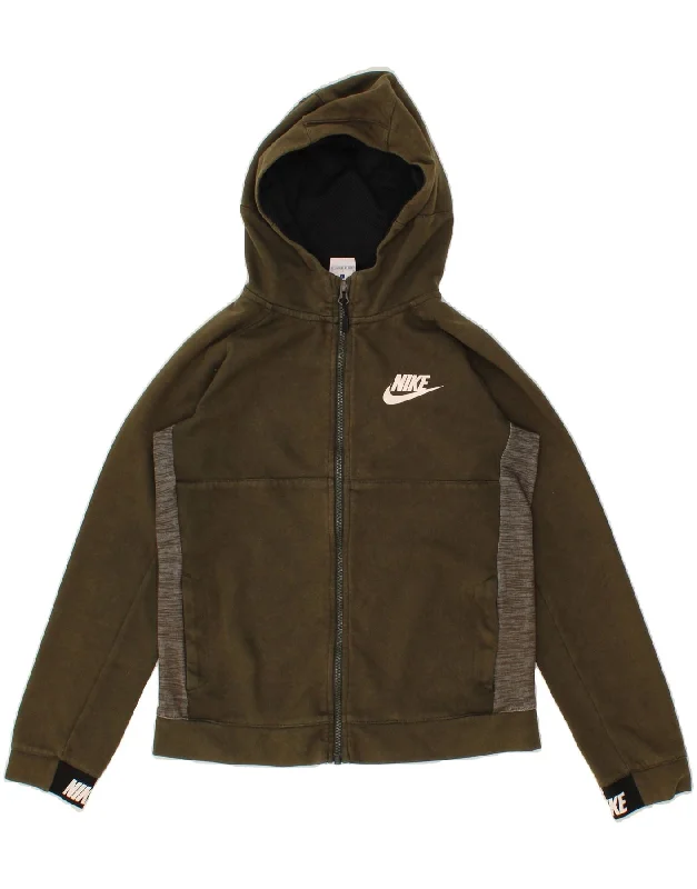 NIKE Boys Graphic Zip Hoodie Sweater 12-13 Years Large Khaki Colourblock Hoodie with Emblem Brand Identity NIKE Boys Graphic Zip Hoodie Sweater 12-13 Years Large Khaki Colourblock Hoodie with Emblem Brand Identity