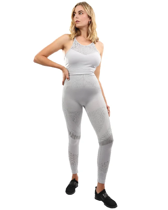 Helia Seamless Leggings & Sports Bra Set - Grey Comfortable Bootcut Workout Leggings Helia Seamless Leggings & Sports Bra Set - Grey Comfortable Bootcut Workout Leggings