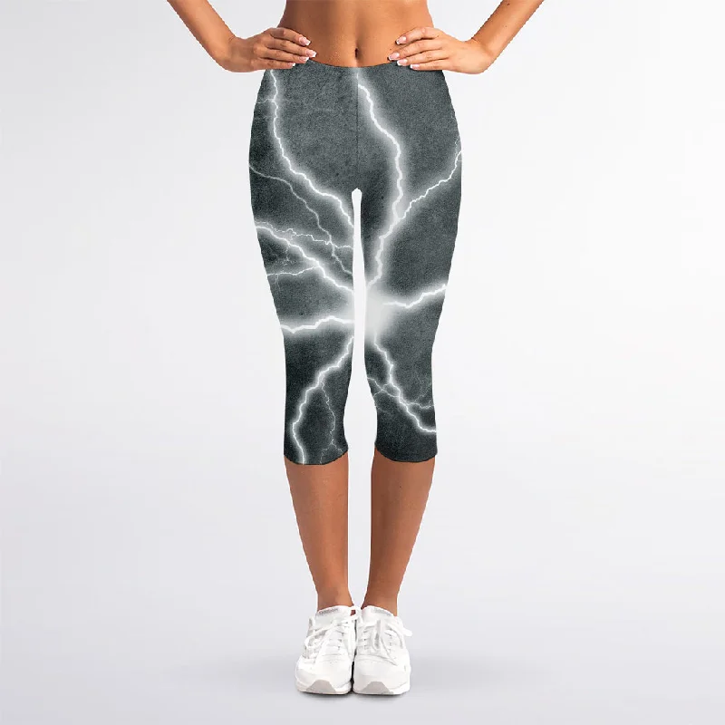 White Lightning Print Women's Capri Leggings Cozy Fashion Leggings