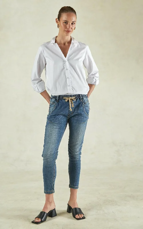 Active Denim Jeans Chic Vintage-Inspired Denim Jeans