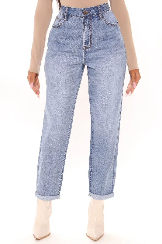 Simply Sweet Mom Jeans - Medium Blue Wash Casual Loose Fit Jeans